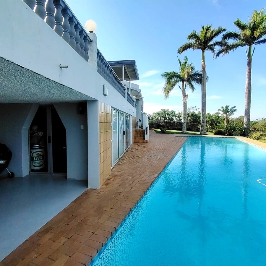 5 Bedroom Property for Sale in Beacon Bay Eastern Cape